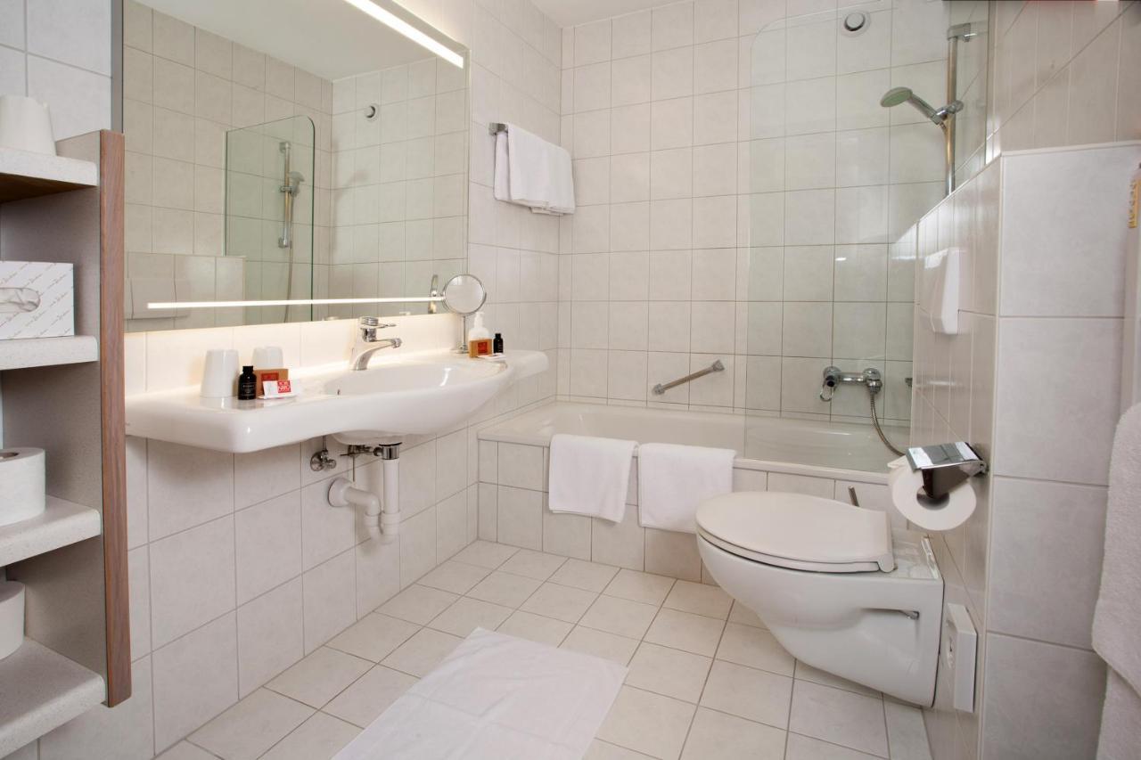 Hotel Bruno Fügen Eksteriør bilde