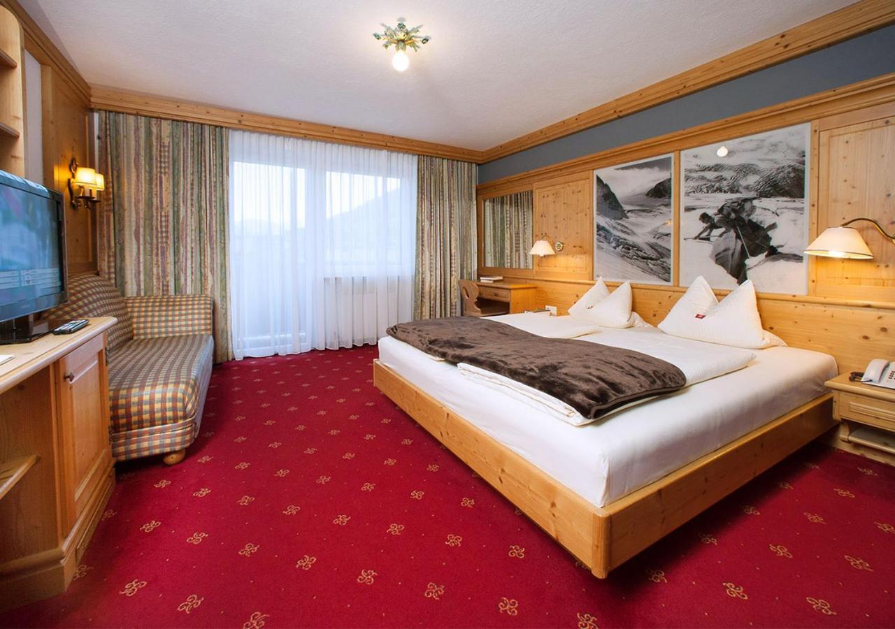 Hotel Bruno Fügen Eksteriør bilde