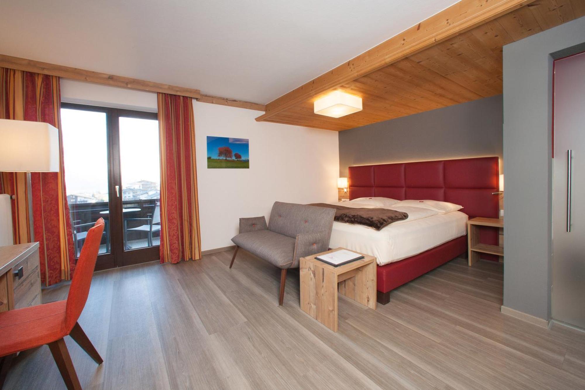Hotel Bruno Fügen Eksteriør bilde